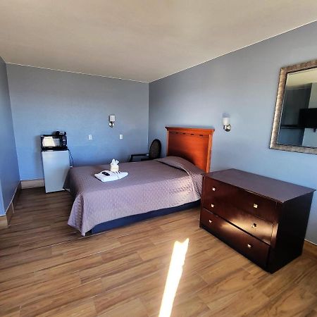 Travel Inn San Antonio Esterno foto